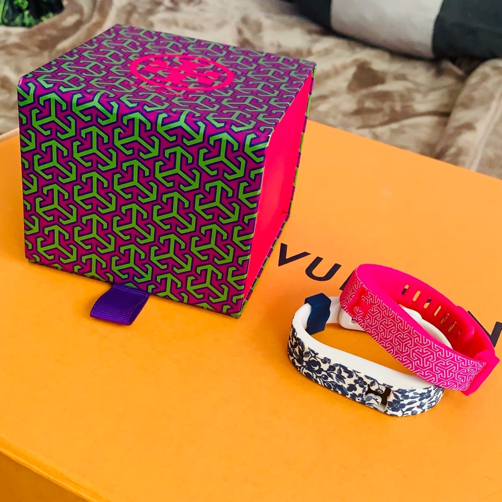 Tory burch Fitbit case